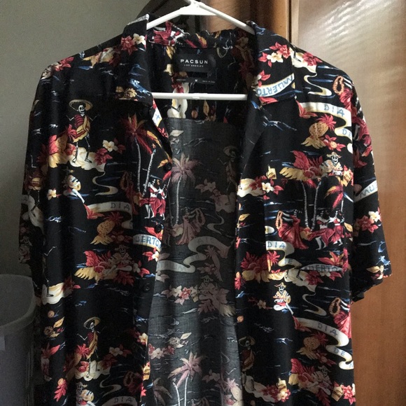 PacSun Other - Pacsun Dia de los Muertos hawaiian